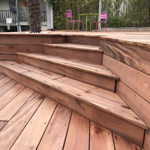 Escalier en bois extérieur - Créasol Auvergne (63)